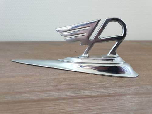 „A“ mit Sockel