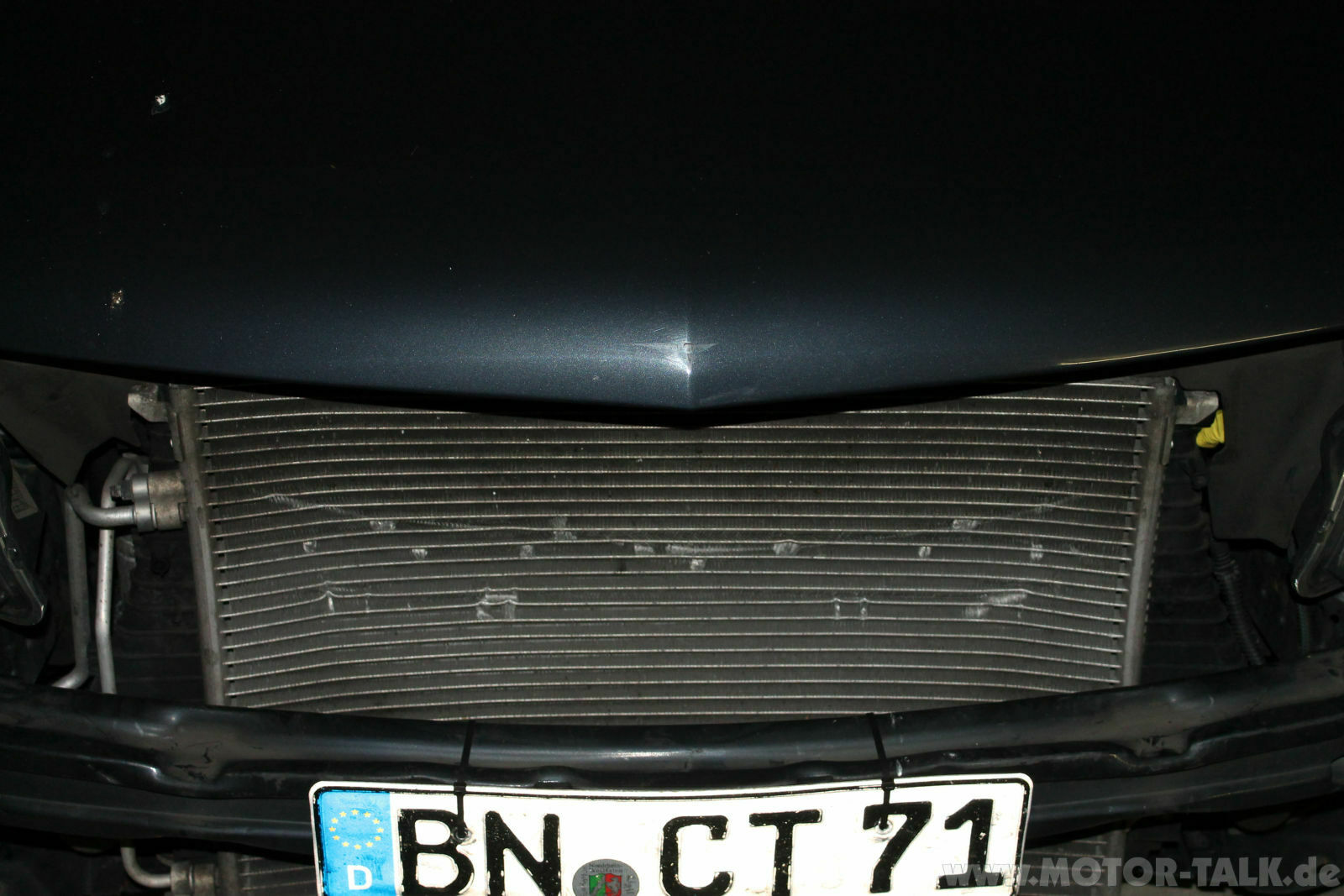 Kühler verbogen
