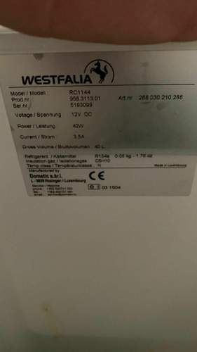 Typenschild-kuehlbox-dometic-westfalia-rc1144
