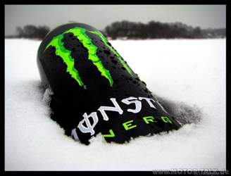 Monster-energy-snow01