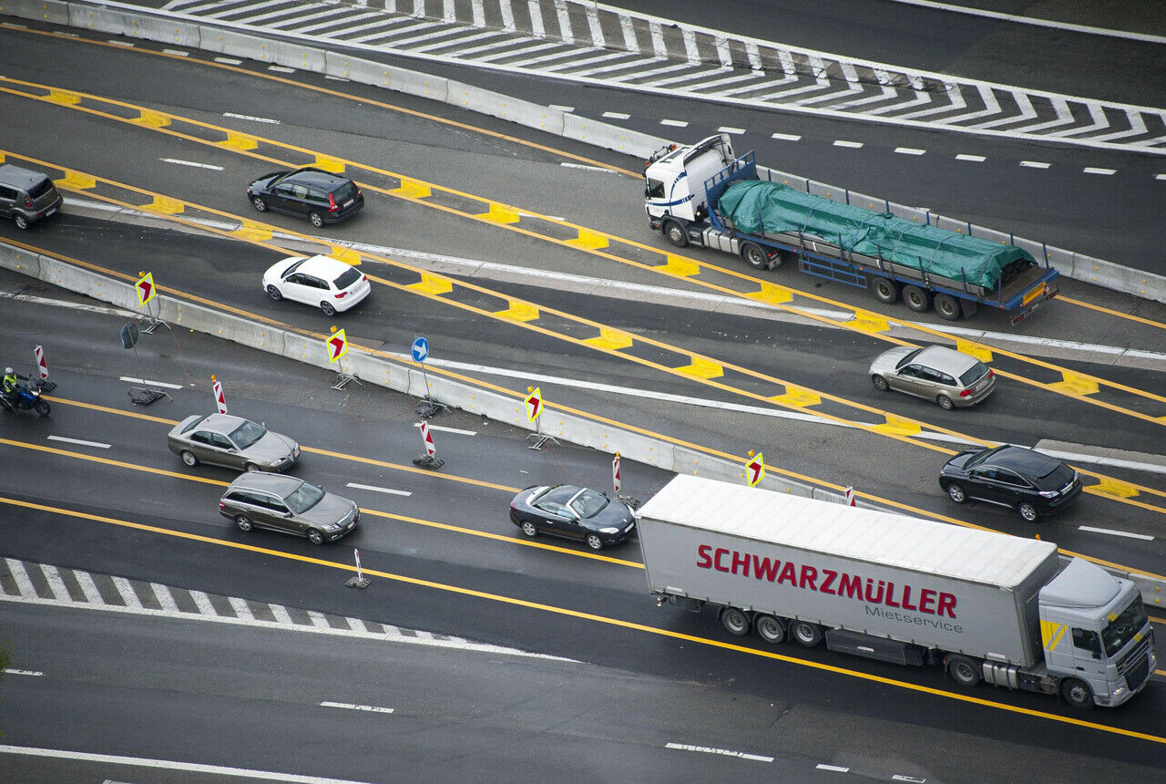 Belgien führt auf Autobahnen und einigen Regionalstraßen eine Maut für Lastkraftfahrzeuge über 3,5 Tonnen ein