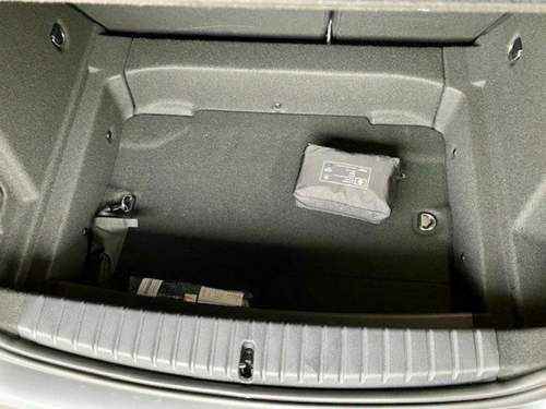 Kofferraum-m135i-mperformance-paket
