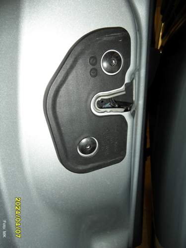 2024-04-07 caddy 5 schlossfalle links hi