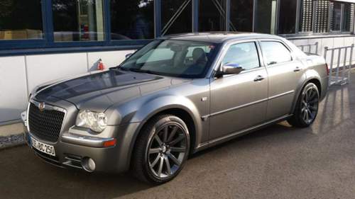 300c