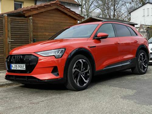 E-tron Ladeklappe ohne Schriftzug