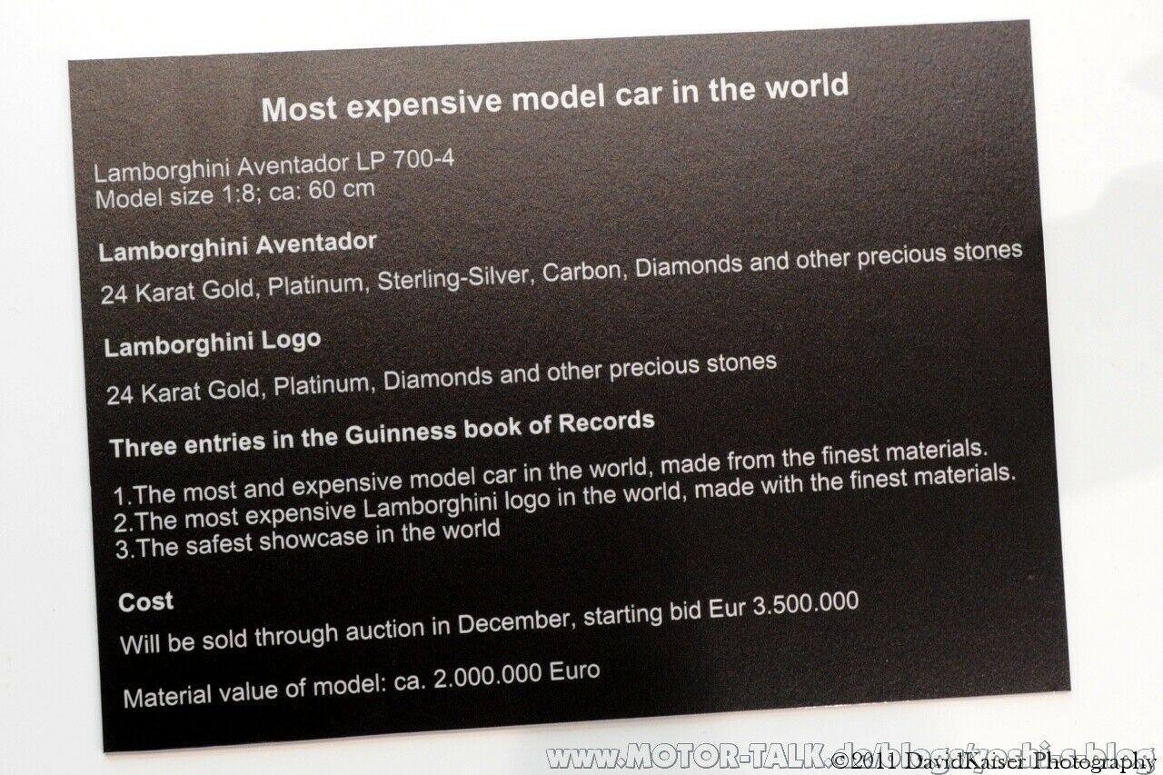 Lamborghini Aventador 1:8-Modell zum Schnäppchenpreis