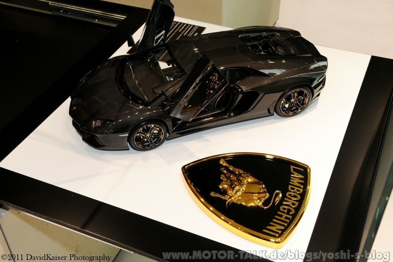 Lamborghini Aventador 1:8-Modell zum Schnäppchenpreis