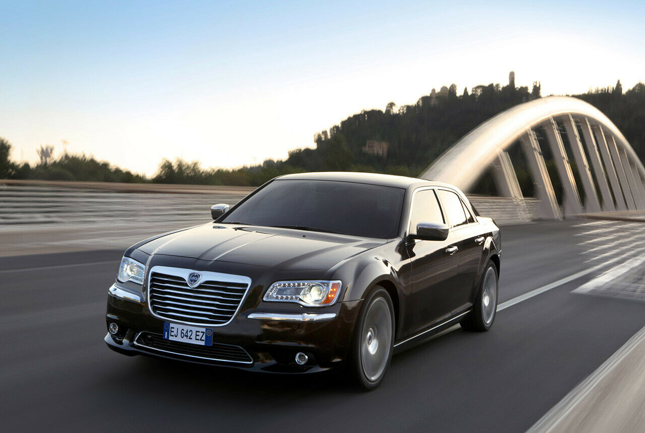 Ab 2011 trugen Chrysler-Modelle das Lancia-Emblem: Der Chrysler 300 wurde zum Lancia Thema