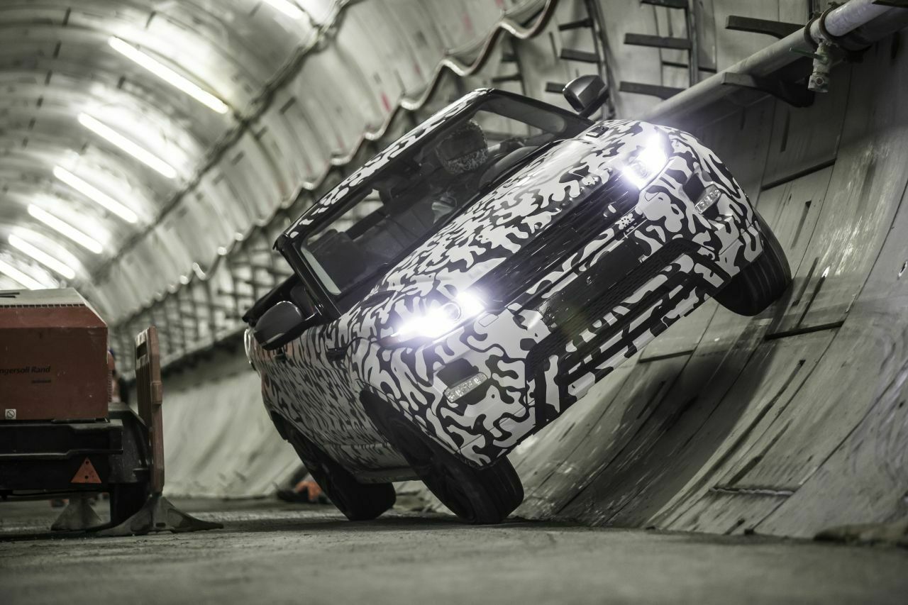 Technische Daten zum Range Rover Evoque Cabrio gibt es noch nicht. Die Facelift-Version des Evoque zeigt Land Rover auf dem Genfer Salon