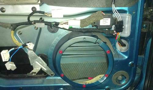 C70 Tür links