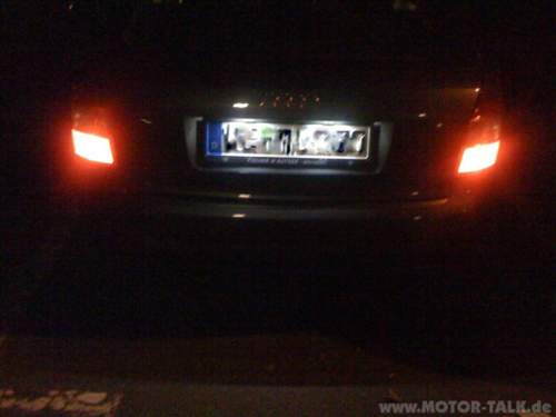 Audi A4 8E B6 LED Kennzeichenbeleuchtung