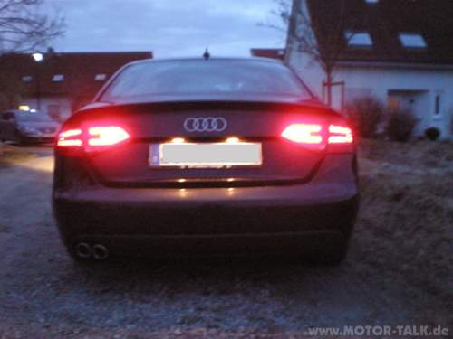 Detane-led-redsmoke-rueckleuchten-audi-a4-b8