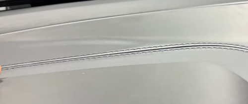 Über dem Dashboard