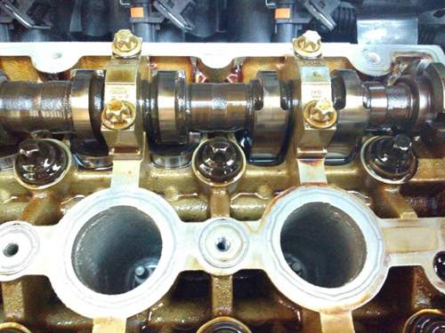 A18XER Motor Bild 2