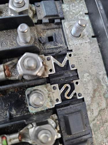 Sicherung Batterie