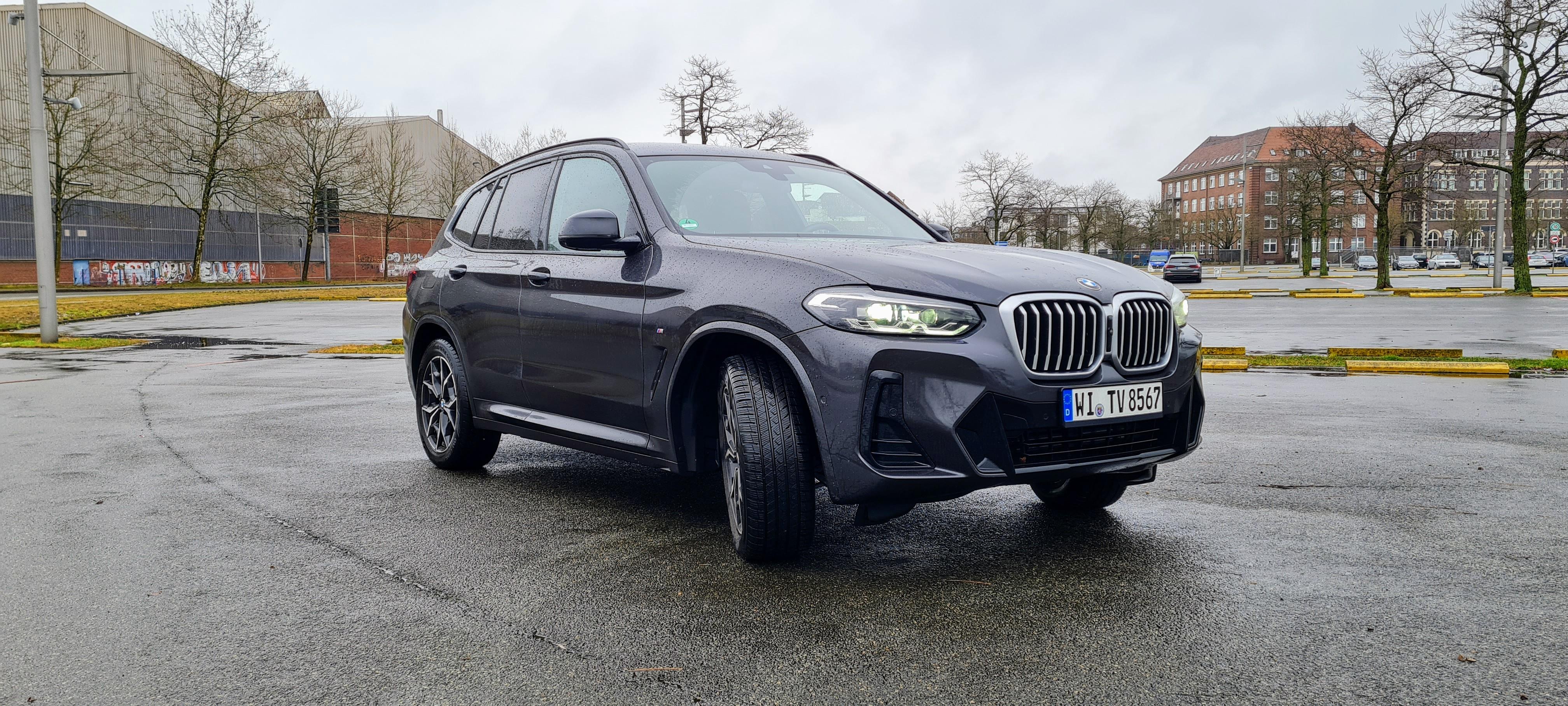 Let's Drive: BMW X3 xDRIVE 20i (2024)