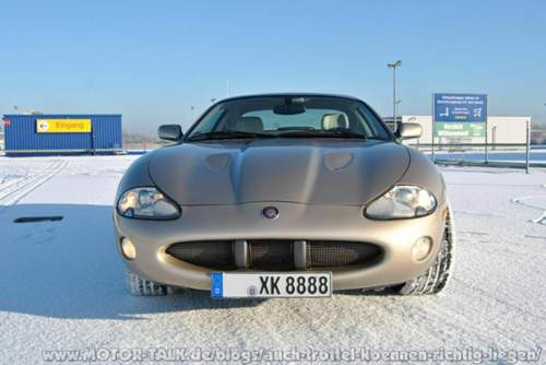 Die XKR Front