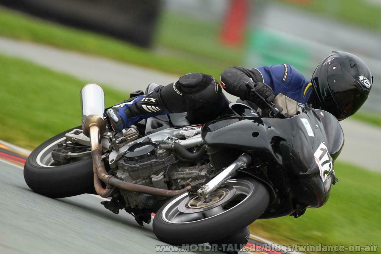 Let´s race together