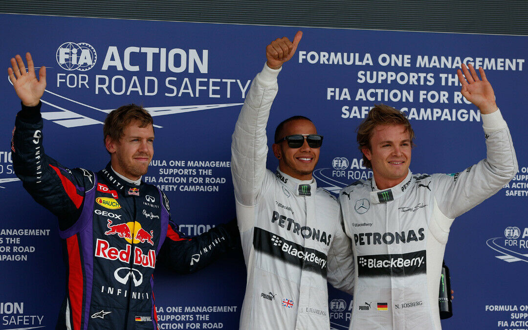 Lewis Hamilton feiert seine Pole Position