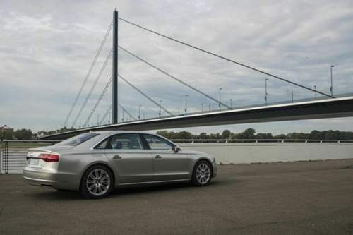 Der Audi A8 kostet mindestens 74.500 Euro - in Kombination mit dem kleinsten Diesel