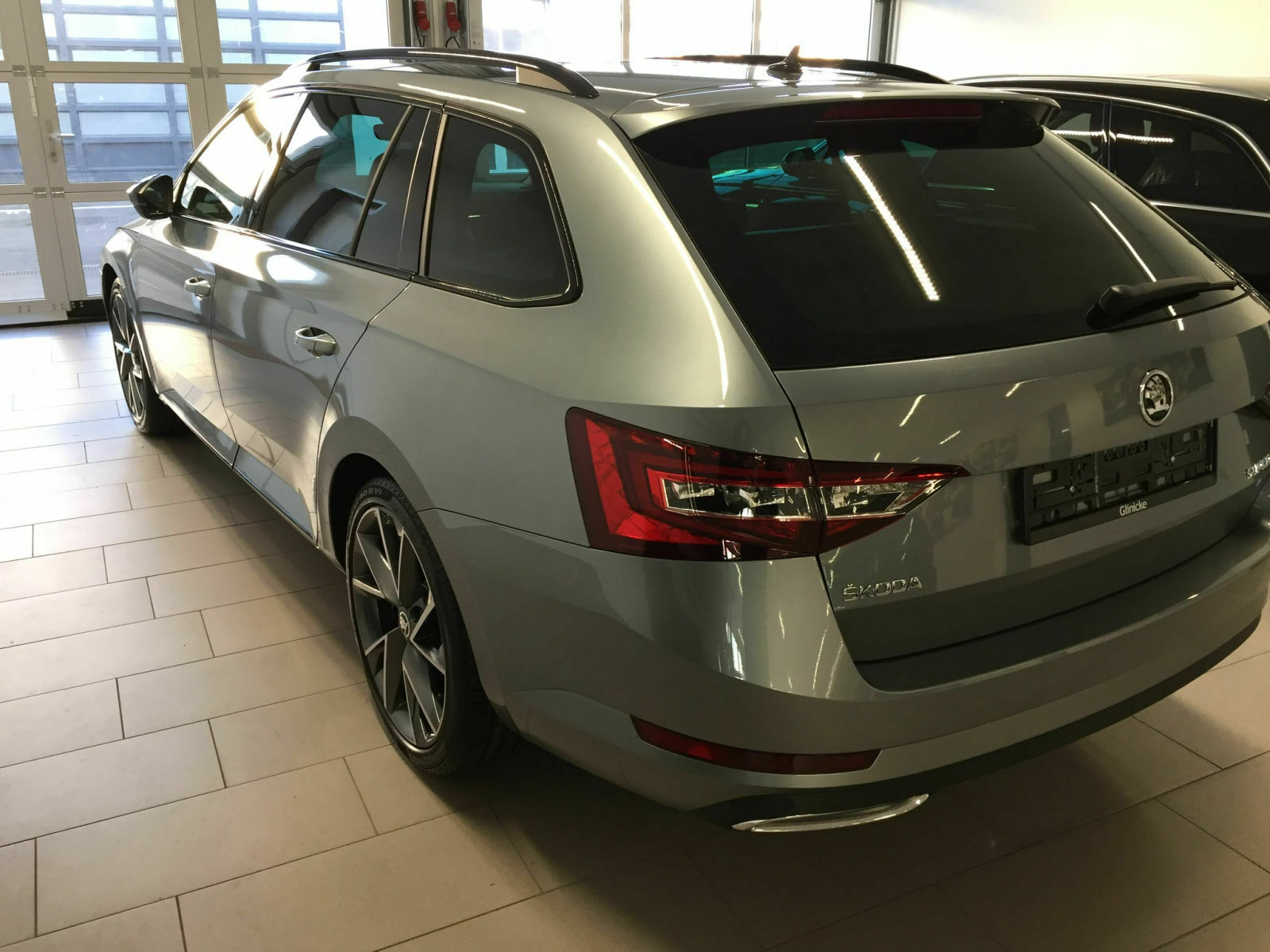Lieferzeit Auslieferung Skoda Superb 3
