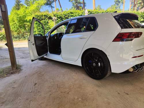 Golf R