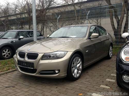 BMW E90 325dA LCI