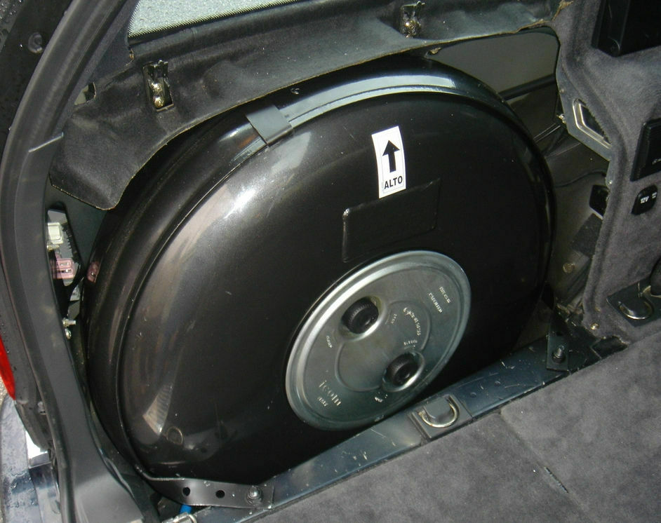 LPG stehende Tanks für Mercedes Kombi gesucht