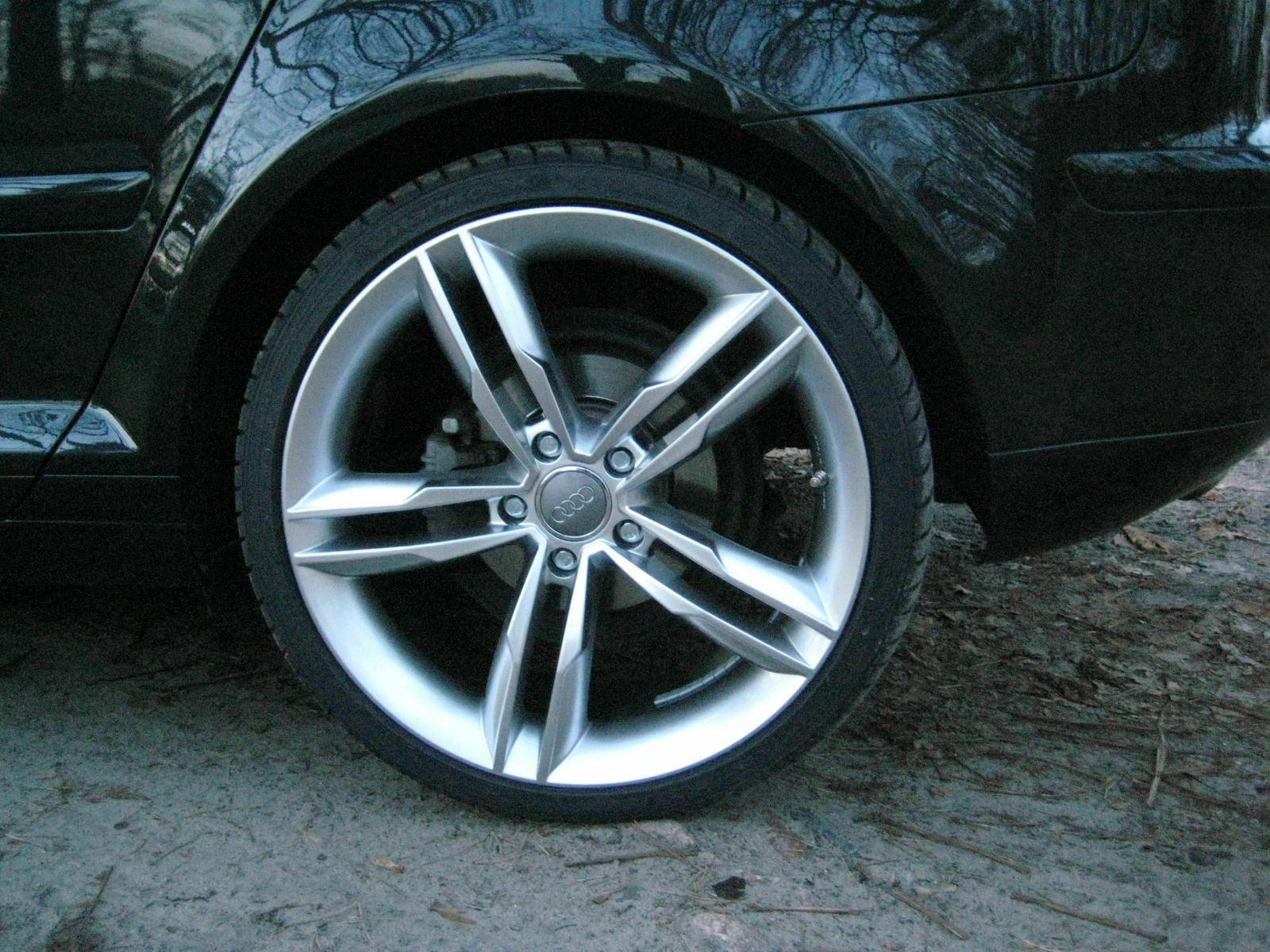 LS 17 Felge auf schwarzen A3