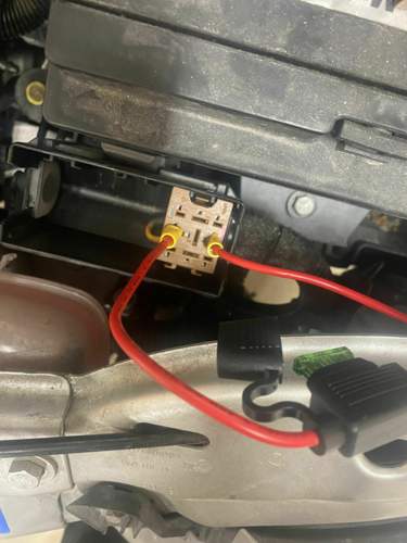 Vor dem Batteriekasten