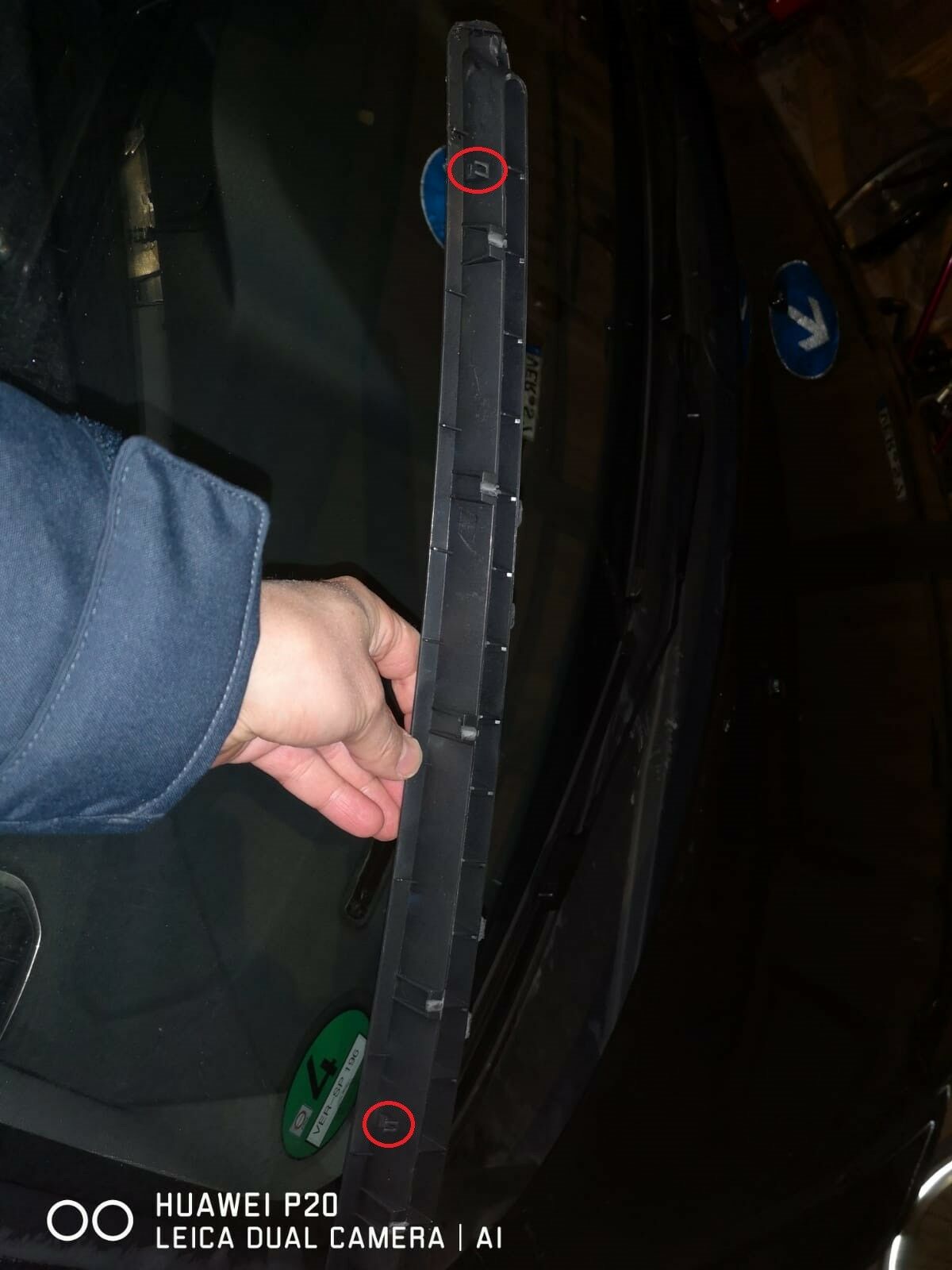 Lüftungsschlitz Frontscheibe