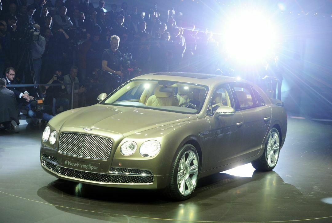 Der Bentley Flying Spur auf dem Genfer Salon 2014