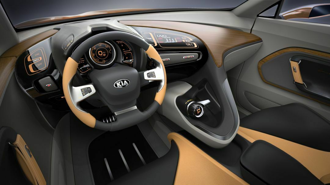 Kia Cross GT Cockpit: Holz, Leder und organische Formen in futuristischem Look: Jean-Luc Picard würde es gefallen.