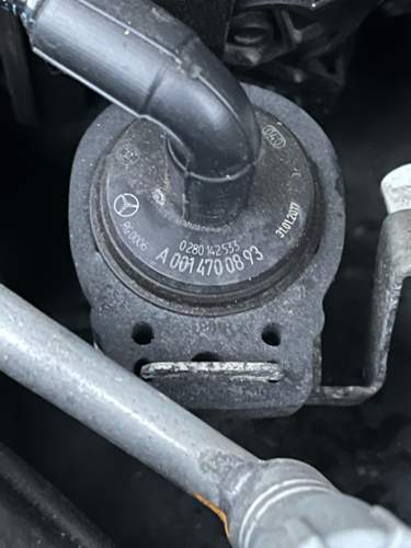 A 001 470 08 93 Regenerierventil.jpg