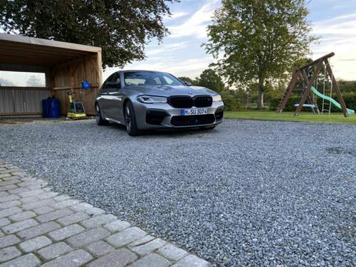 M5 Competition auf Winterschlappen