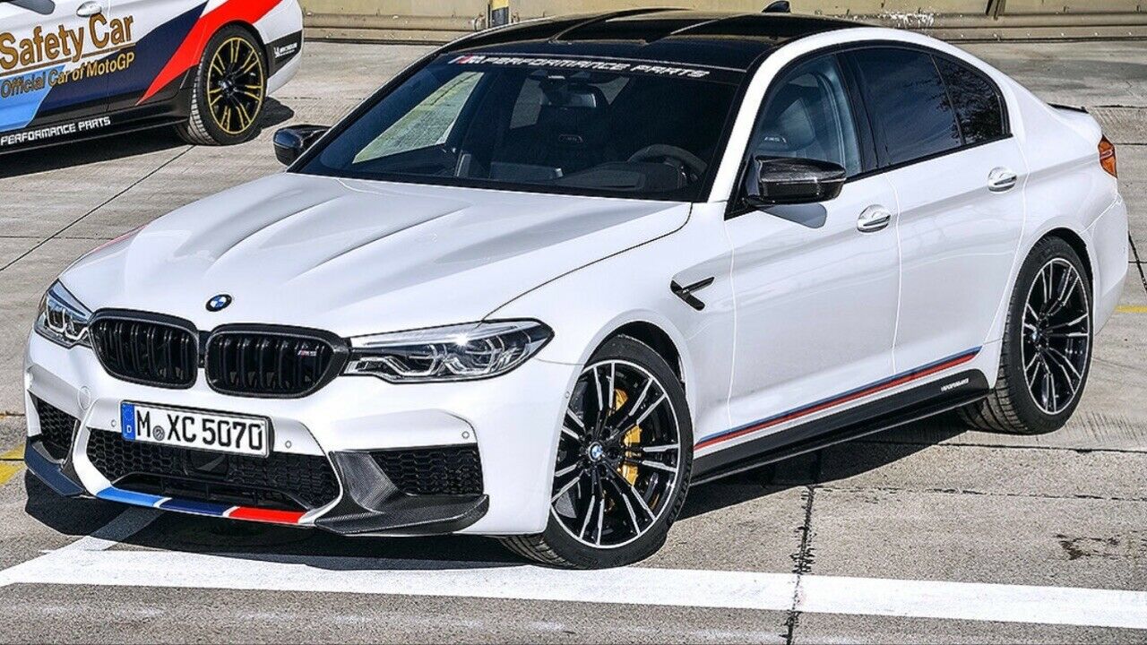 M5 F90