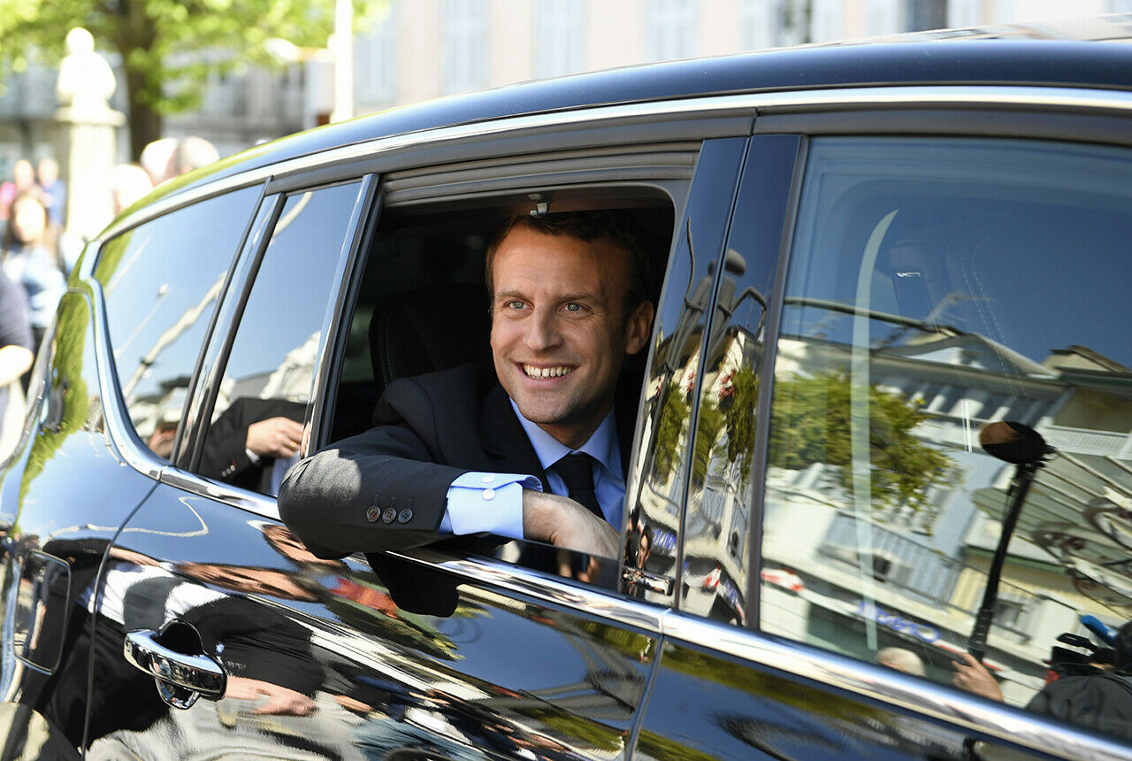 Eines der ersten politischen Statements im Amt: Welches Auto wählt Emmanuel Macron für seine öffentlichen Auftritte?