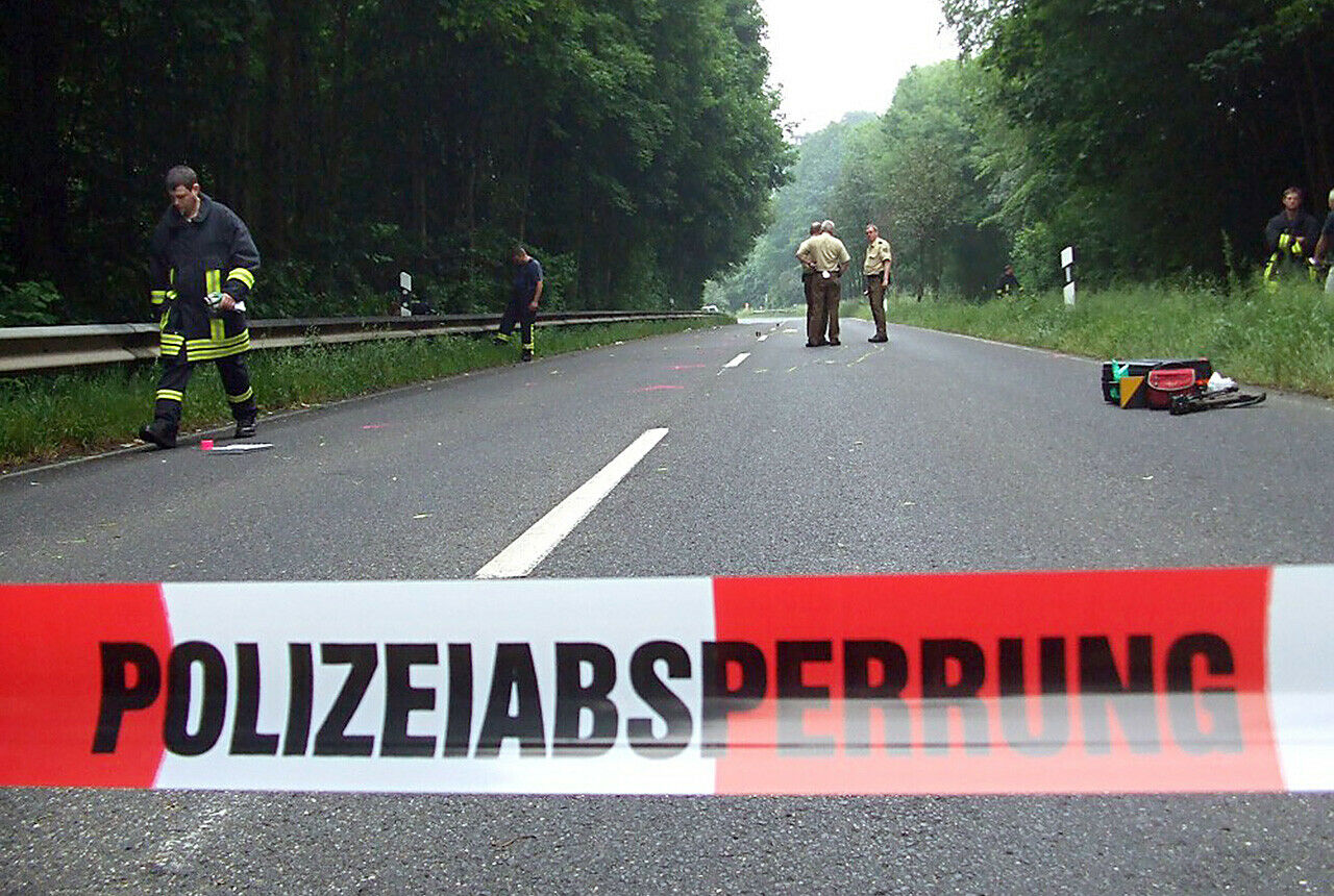 Panik als Ursache für die Kurzschlusshandlung Unfallflucht: Immer wieder entfernen sich Verursacher vom Unfallort ohne zu helfen (Symbolbild)