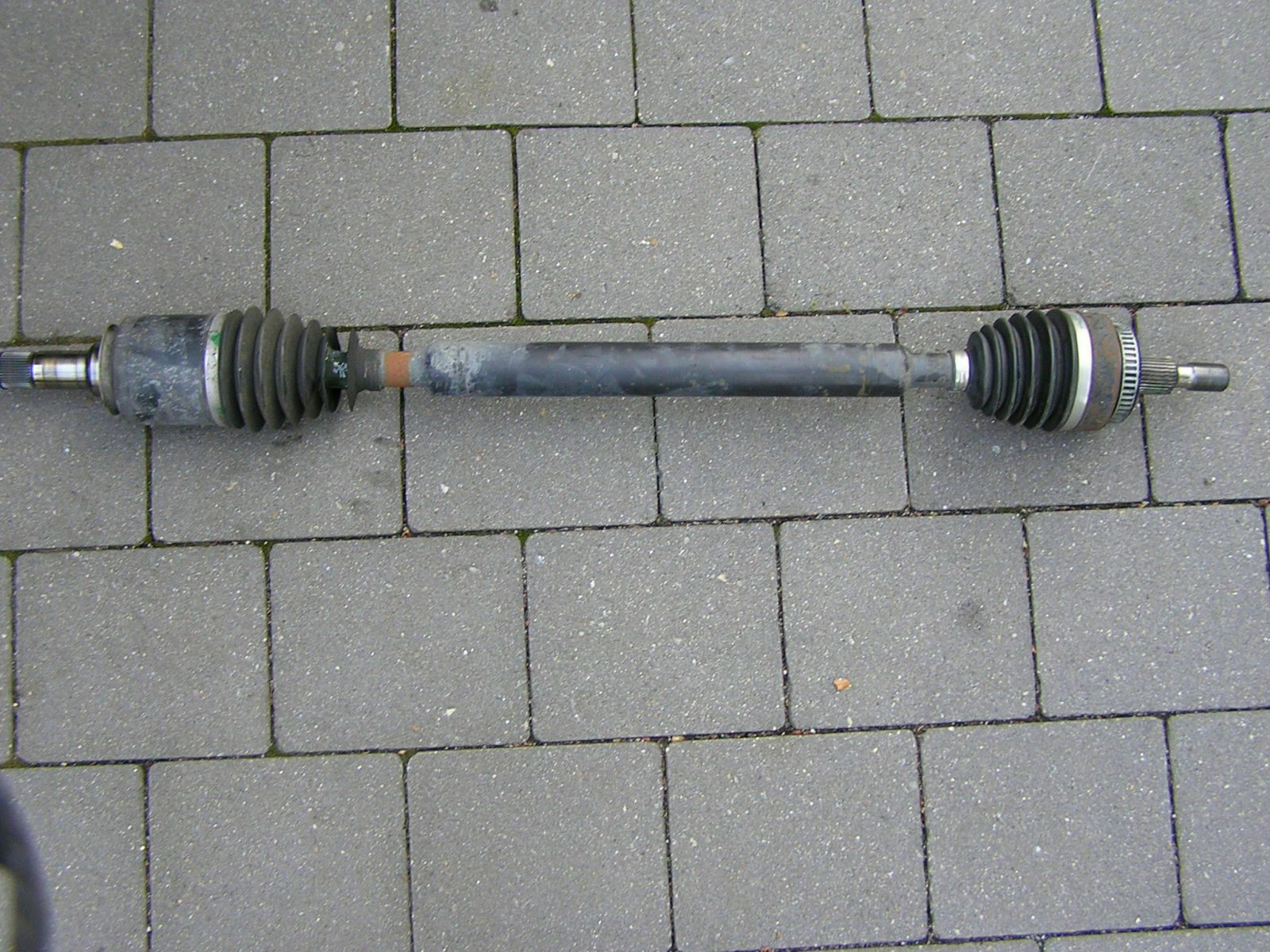 Manschette der Antriebswelle getriebeseitig tauschen ML W163 Bj112004 miit Fotos