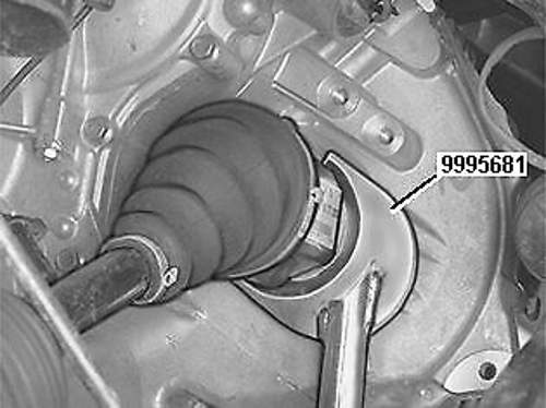 2011-11-01-195144-axle