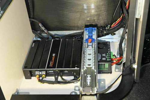 Lade-Booster neben Match-Verstärker