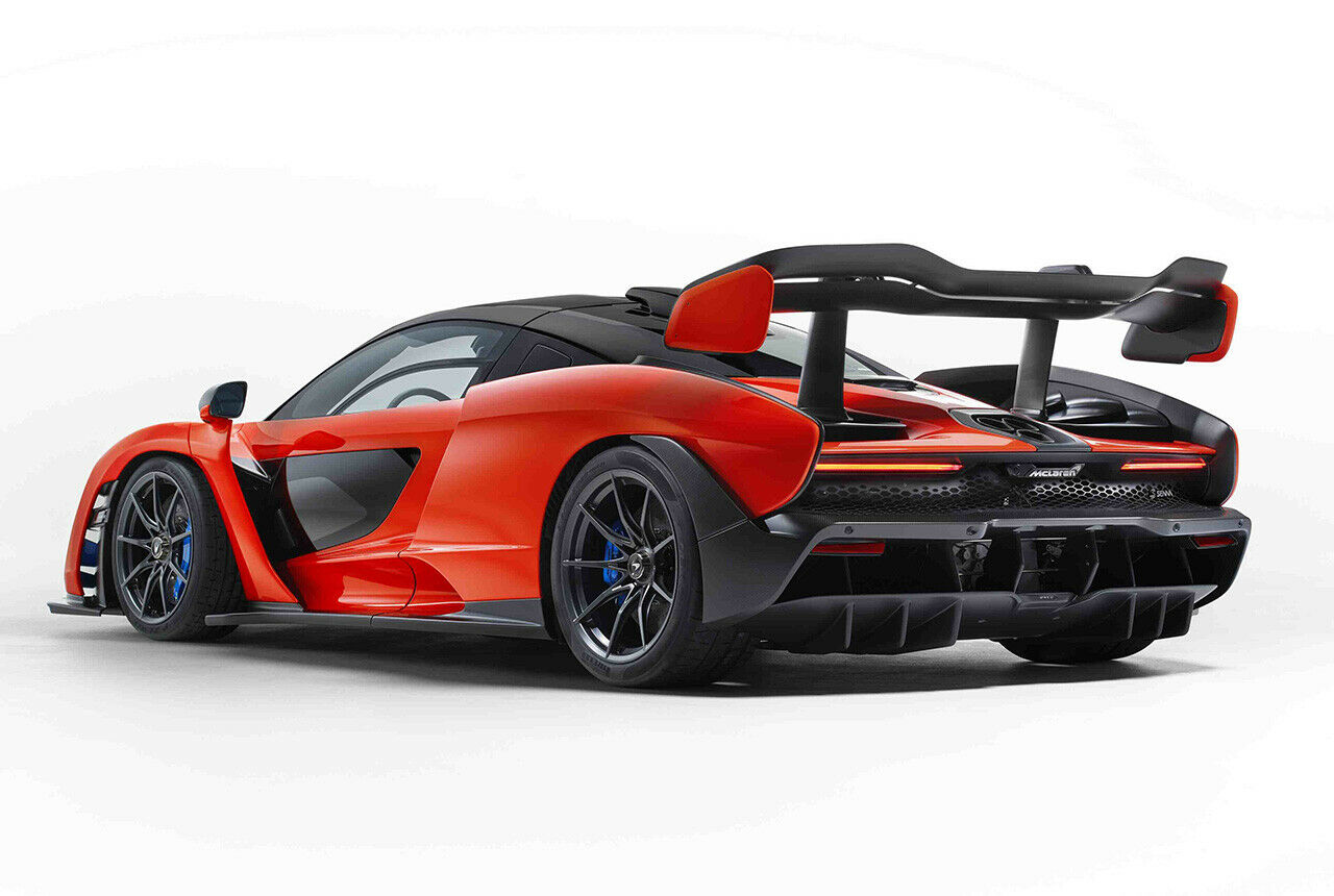 Der doppelstöckige Diffusor am Heck des McLaren Senna wurde aus einem Stück gefertigt