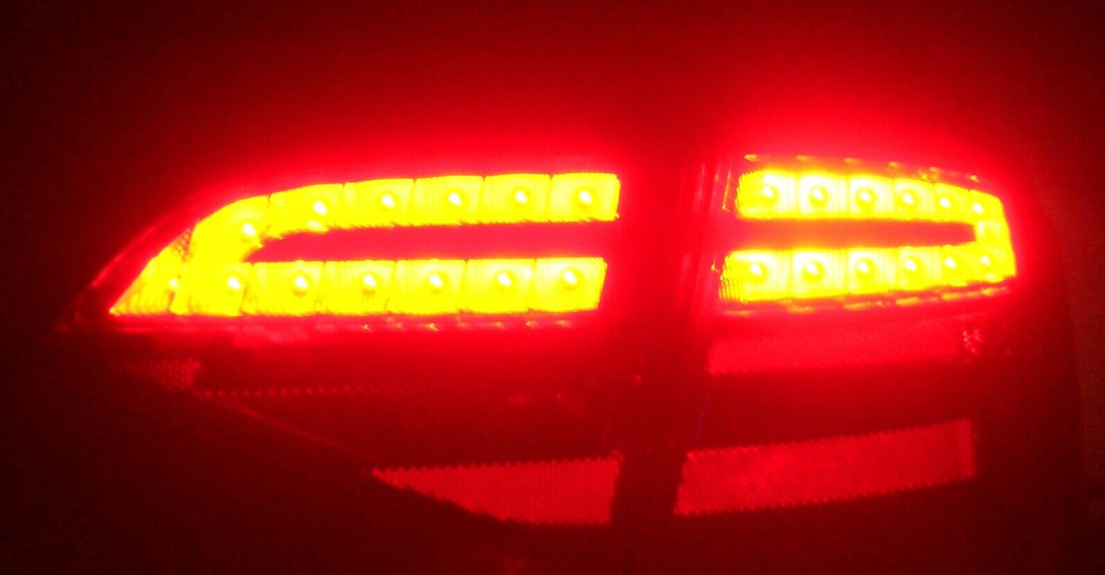 Mehere Bilder Avant LED Rückleuchten