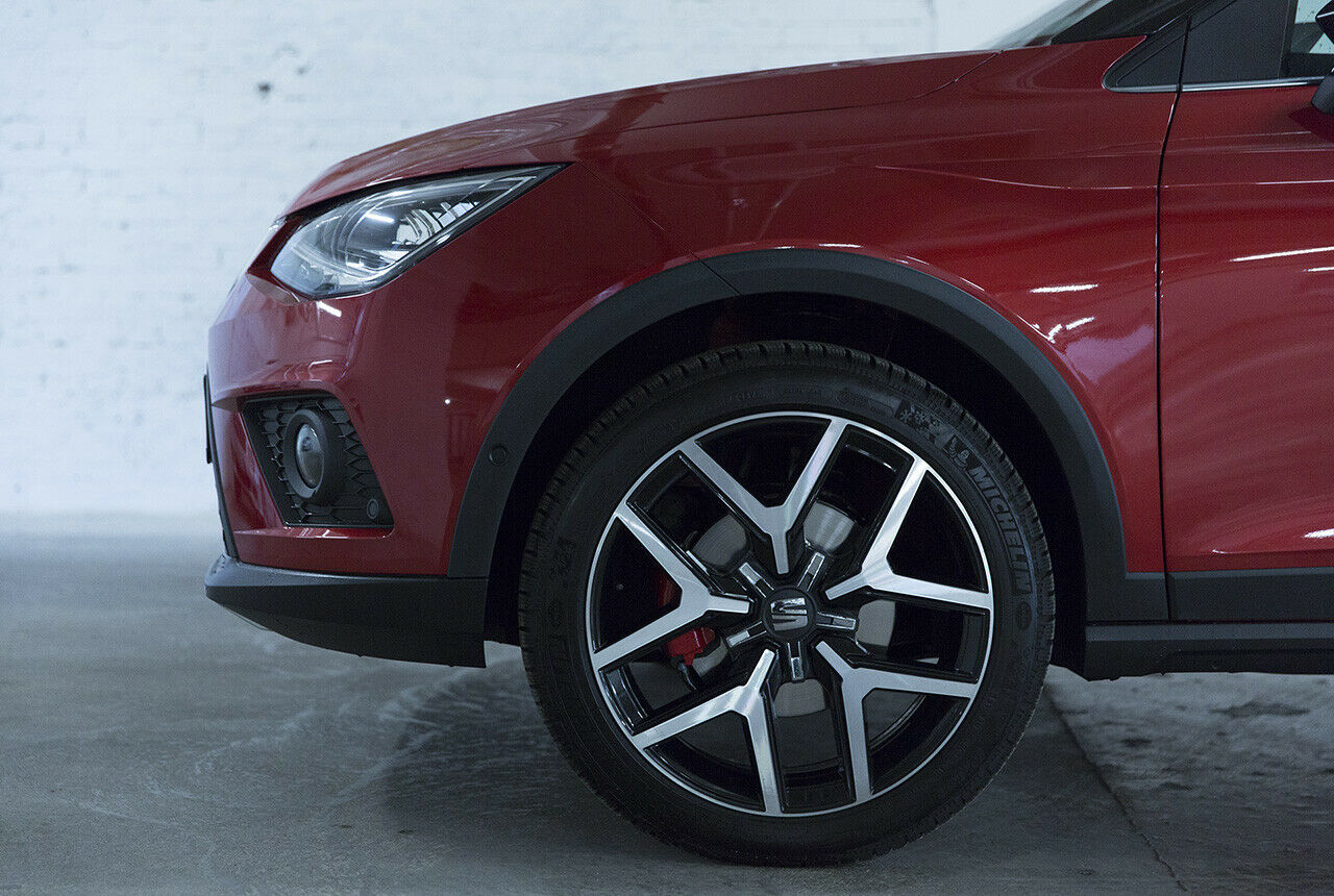 Serienmäßig kommt der Seat Arona FR mit 17-Zoll-Rädern. Unser Testwagen trug optionale 18 Zoll große Leichtmetallräder