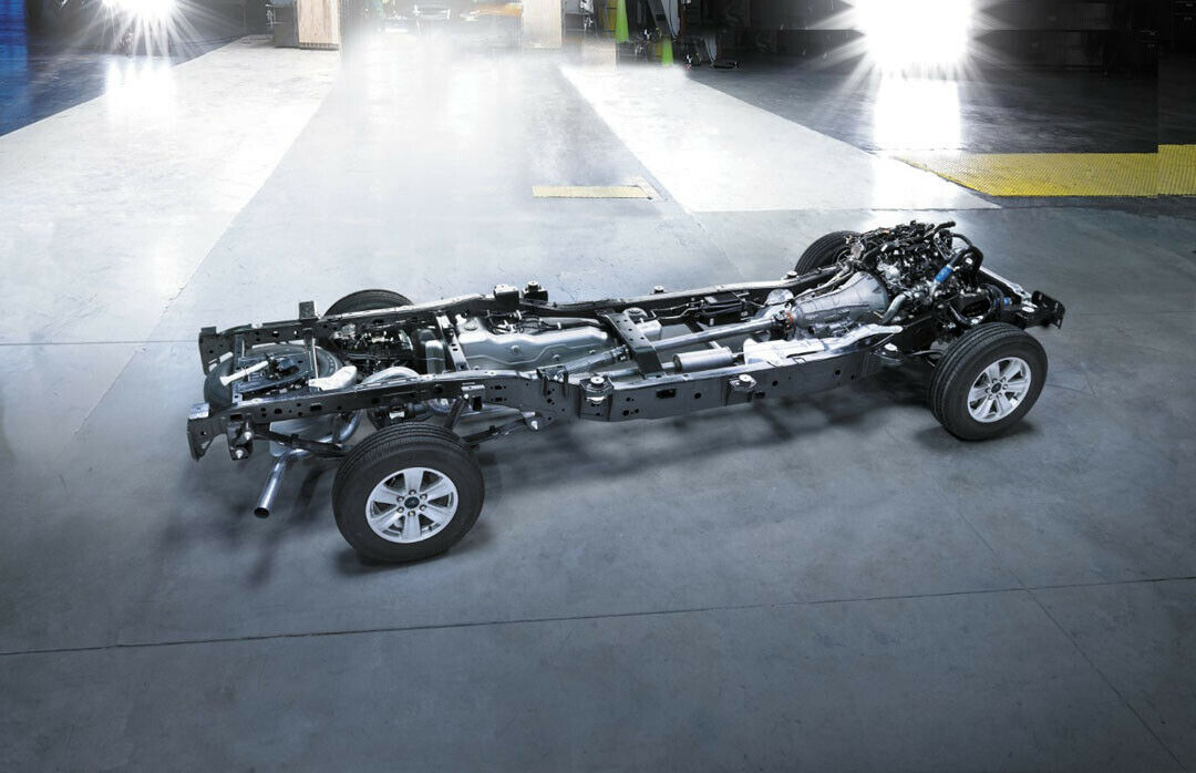 Der Rahmen des F-150 besteht weiterhin aus Stahl. Die Karosserie erstmals aus Aluminium