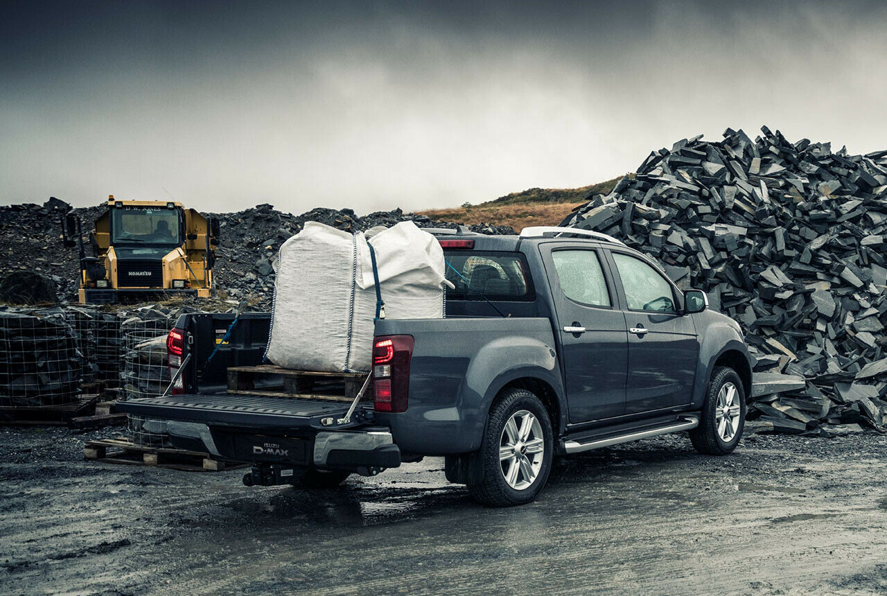 Die maximale Zuladung des Isuzu D-Max beträgt solide 1,2 Tonnen