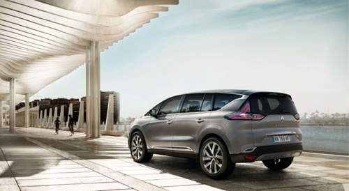 Die Plattform teilt sich der Espace mit den Nissan X-Trail und dem kommenden Laguna