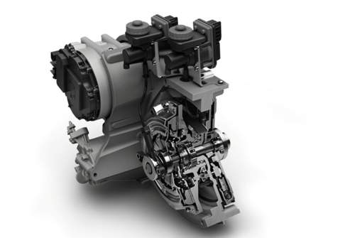 Das 48-Volt-Riemenstartergenerator-Modul (BSG) sitzt zwischen Motor und Getriebe und soll die Energierückgewinnung verbessern