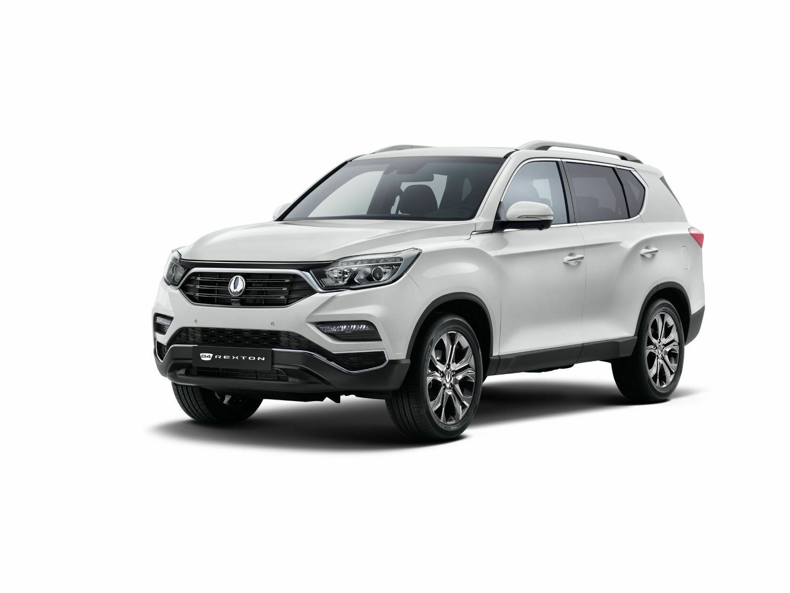Ssangyong Rexton 2017: Beim Leiterrahmen bleibt es, aber außen und innen wird der Koreaner hübscher