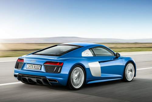 Ein neu entwickelter Unterboden soll den Abtrieb des Audi R8 erhöhen
